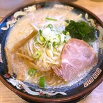 北海道らーめん みそ熊 - 札幌味噌らーめん￥880　2022.10.13