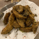 スパイス バル ヤラダモン。 - 