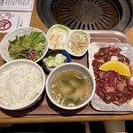 焼肉 平和園 - 肉2倍盛り