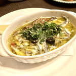 西洋厨房 ラ・ダム・ヒロ - 小鰯のアヒージョ。