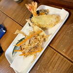 丹三郎 - セットの天ぷら5種(エビ、稚鮎、かき揚げ、カボチャ、ハヤト瓜)