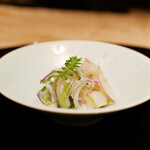 膳処末富 - ●帆立のセビージャ
      マリネでさっぱりとした口直し。