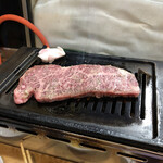 焼肉せがわ - シメのステーキ。