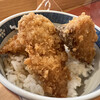 長三郎鮨 - ブリカツ丼ハーフ　ブリ、レアな揚げ方、コロモバランス、タレのスッキリ感、米の旨さ…米はトキが落穂を食べても大丈夫なように無農薬…文句あるかという作品