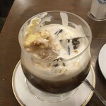 馬車道十番館 - コーヒーフロート