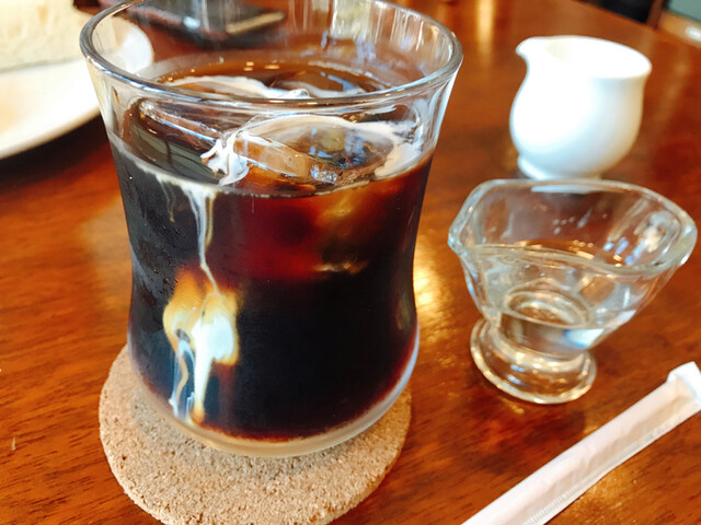 【中古】 珈琲館 摂津よしこ 中古】 珈琲館 摂津よしこ 珈琲館 尾賀 （コーヒーカン・オガ