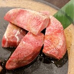 Yakiniku Motobi - 