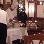 ダイニングルーム - 2013 4 ローストビーフ切り分けてます！