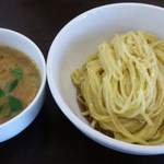 比内地鶏白湯880円