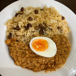 コチン ニヴァース - ブラックチャナプラオ