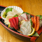 Assortment of 5 types of sashimi