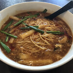 Yoen - 酸辣湯麺