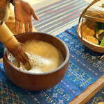 星のや沖縄 - ぶくぶく茶の作り方