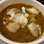 カリーライス専門店エチオピア - ジャガイモを崩して投入