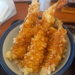 Tendon Tenya - 海老に白身。隠れてるけど野菜。