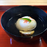 せん田 - 2.椀物 松茸と海老真薯