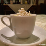 プチレストラン ブーケ・ド・フランス - ポップコーンと嶽きみのエスプーマ仕立