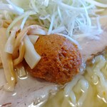 喜一 - 辛子味噌がチャーシューの上に鎮座