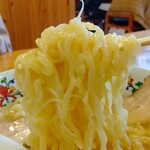 喜一 - 味噌と醤油用よりやや細めの中太麺