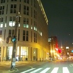 セントレジス バー - 分かりにくい！車はここを左に曲がって正面玄関へ