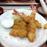 とんかつDE米乃屋 - 料理写真: