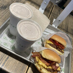 Shake Shack - 