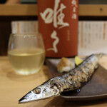 竹内酒造 - 新さんま塩焼き(580円)