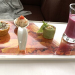 ピーク・ラウンジ - 