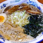 ラーメンハウス新治 - チャーシュー麺 950円