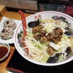 ラーメン巌哲 - 牛すじタンメンと椎茸焼売