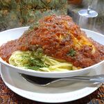 アーモンド - ボロネーゼ（大盛）1,020円（コーヒー付き）