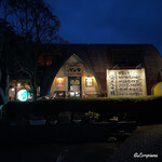 マンガ館ヴィラ  - ヴィラ本店 外観