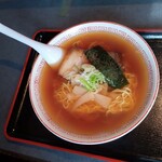 満州ニラら～めんの店 さかえや - 中華そば（中）