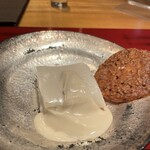 おおたに - なめらか胡麻豆腐