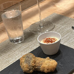 SUGALABO - バスクの唐辛子入ったタルタル　これだけで白ワイン飲めます