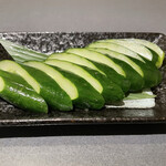 三陸海鮮と地元牧場のお肉 仙台海蔵 - きゅうりの一本漬け