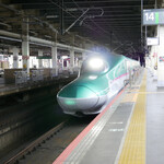 Ishimaru - 上野駅に停車しないはやぶさに乗車して僅か22分で東京駅へ着地。