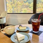 カフェ 崖の上 - 