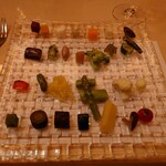 銀座 シェ・トモ - 山形県産無農薬野菜達28〜30種の盛り合わせ