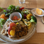 Kitchenとまりぎ - 料理写真:寝かせ玄米、もちもちですごく美味しかったです♪
キーマカレーとの相性バッチリ。