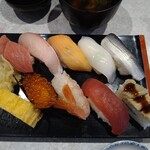 Tachigui Zushi Ando Ba-Sushi Dokoro Yachiyo - 