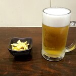 肉と魚の日本酒酒場 あんず - 生ビール：308円