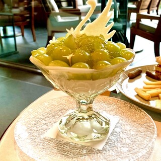 ザ パレス ラウンジ