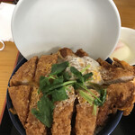 Nomimeshiya Ippuku - 上かつ丼　中盛り(350g)
                        小盛り〜大盛りまで料金変わりません