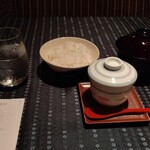 瀬里奈 - 松茸の茶碗蒸しと魚沼産コシヒカリご飯、お味噌汁　その１です。