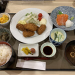 すしの家 海月 - カキフライ定食