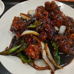 中国家常菜 同心房 - 揚げ鶏肉の黒酢炒め