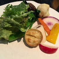 ラ・ボンヌターブル - 