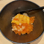 鮨処 池上 - 鮨屋の究極の卵かけ丼ぶり