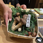 鮨処 池上 - 長野県産松茸